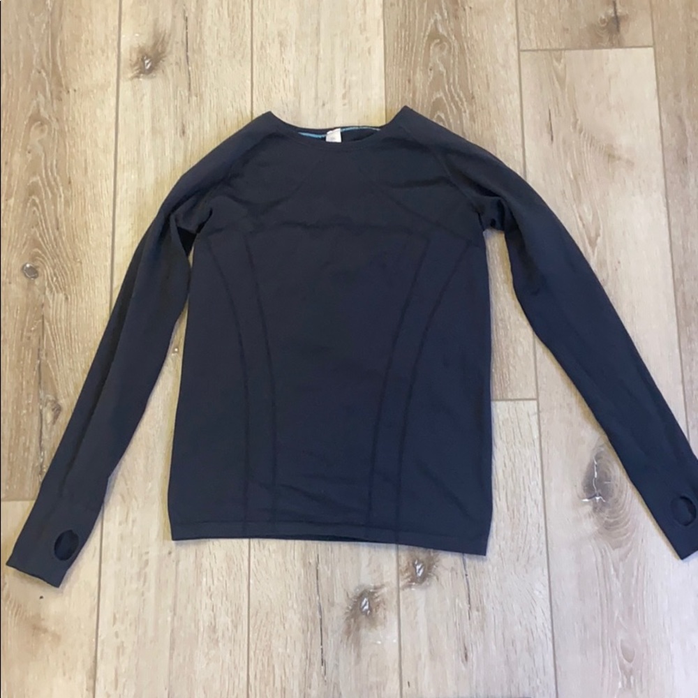 ivivva black long sleeve